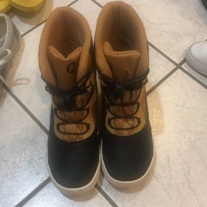 MERRELL Boys sNow Bank 2.0 winter boots Big boys 4